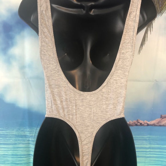 NASTY GAL BODY SUIT - Picture 4 of 5